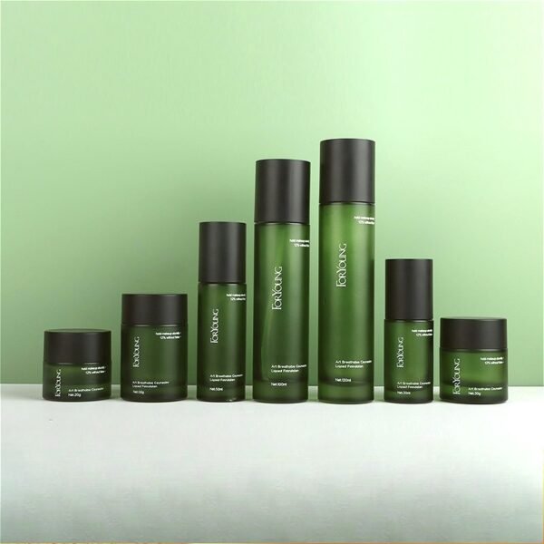 Elegant Cosmetic Glass Bottles for Lotion Serum and Cream Packaging