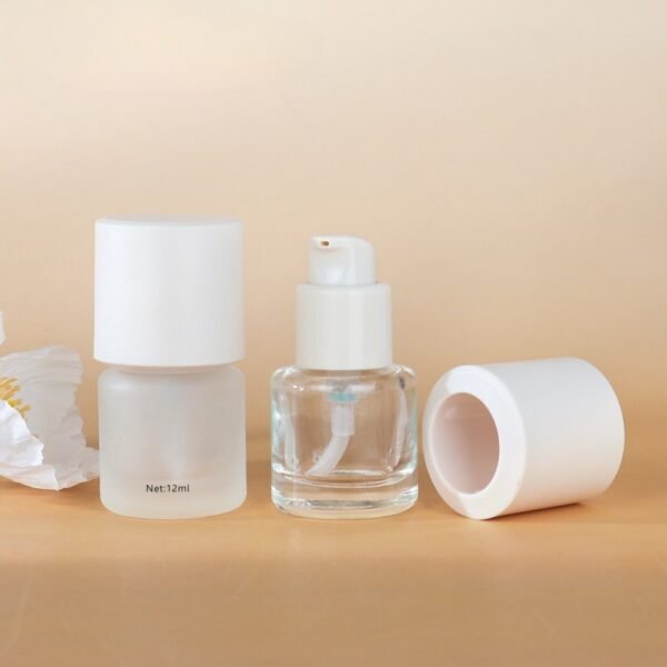 OEM 20ml Clear Glass Bottle with Pump Cosmetic Packaging