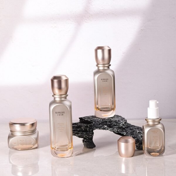 Luxury Empty Glass Cosmetic Containers 120ml Pump Bottle Cream Jar