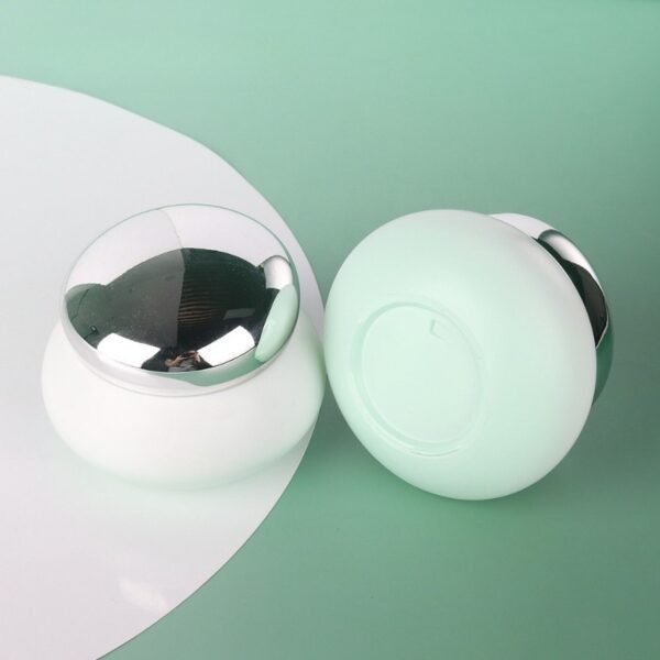 Cream Jar 100ml Glass Cosmetic Jars With Silver Lid - Image 2