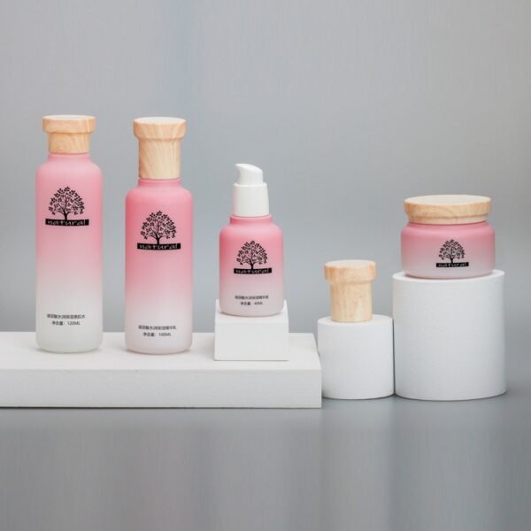 Wholesale Glass Cosmetic Bottles Skincare Packaging for Serum Cream Lotion