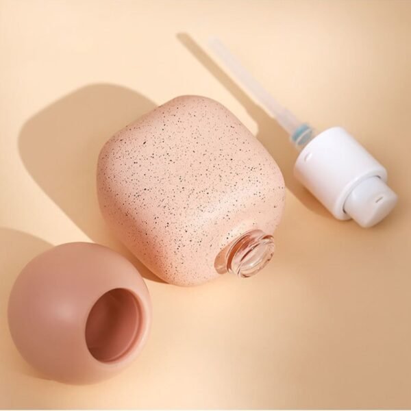 Wholesale 30ml Pump Foundation Bottle with Ball Cap - Image 6